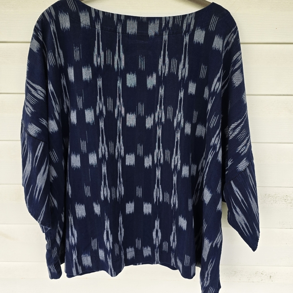 Navy Blue Patterned Women's Top - Picture 7 of 7